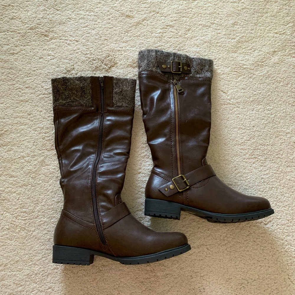 Brown boots